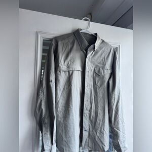 Men’s HUK tide point button down